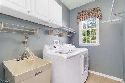 14 Hawk Dr, Raritan Township, NJ 08551 - Photo 31