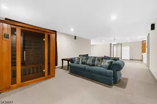 14 Hawk Dr, Raritan Township, NJ 08551 - Photo 27