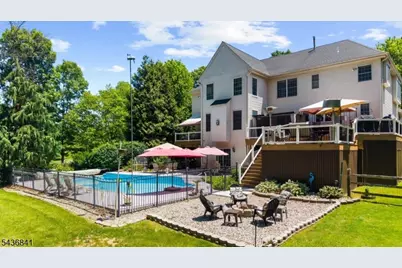 14 Hawk Dr, Raritan Township, NJ 08551 - Photo 43