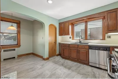26 Ferncliff Rd, Bloomfield, NJ 07003 - Photo 9