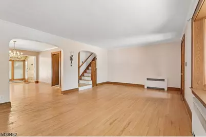 26 Ferncliff Rd, Bloomfield, NJ 07003 - Photo 5