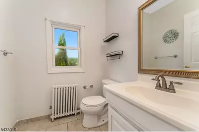 19 Columbus Cir, Mansfield Township, NJ 07865 - Photo 11