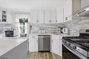 72 Pond Ln, Holland Township, NJ 08848 - Photo 23