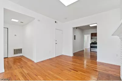 1043 Hunterdon St #2, Newark, NJ 07112 - Photo 21
