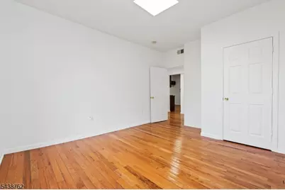 1043 Hunterdon St #2, Newark, NJ 07112 - Photo 13