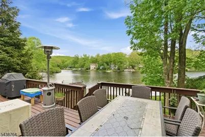 32 W Lakeview Trl, Jefferson Township, NJ 07885 - Photo 27