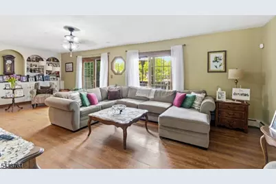 32 W Lakeview Trl, Jefferson Township, NJ 07885 - Photo 11