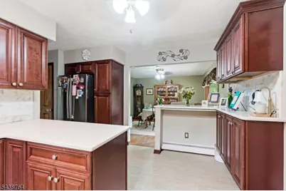 32 W Lakeview Trl, Jefferson Township, NJ 07885 - Photo 5