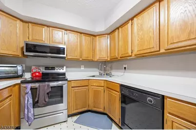 13 Betty Ct, Lebanon, NJ 08833 - Photo 11