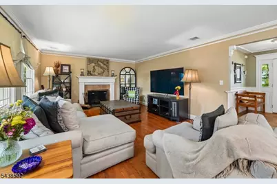 24 Canoe Brook Rd, Millburn, NJ 07078 - Photo 5