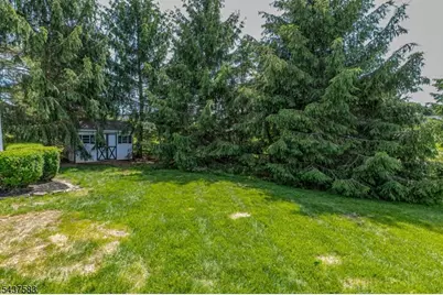 29 Sutphin Rd, Raritan Township, NJ 08822 - Photo 37