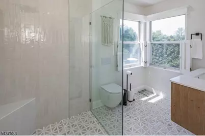 29 Sutphin Rd, Raritan Township, NJ 08822 - Photo 23