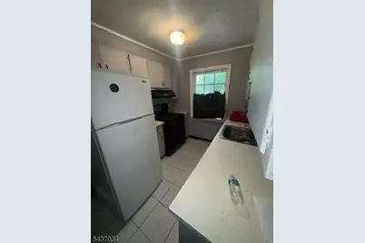 10 McGotty Pl #1, Irvington, NJ 07111 - Photo 3