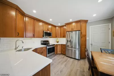 22 Beaver Brook Lane, Denville, NJ 07834 - Photo 7