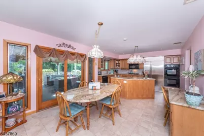 13 Fox Run, North Caldwell, NJ 07006 - Photo 9