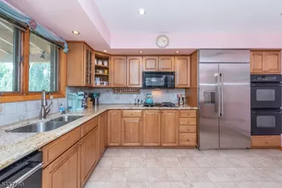 13 Fox Run, North Caldwell, NJ 07006 - Photo 15