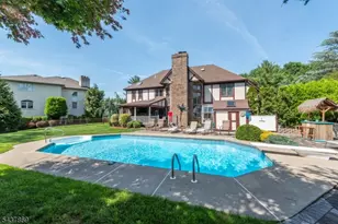 13 Fox Run, North Caldwell, NJ 07006 - Photo 3