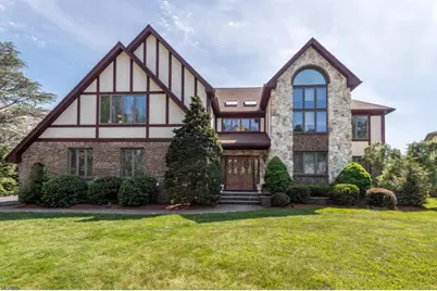 13 Fox Run, North Caldwell, NJ 07006 - Photo 1