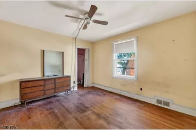 10 Carlyle Ave, Morris Plains, NJ 07950 - Photo 15
