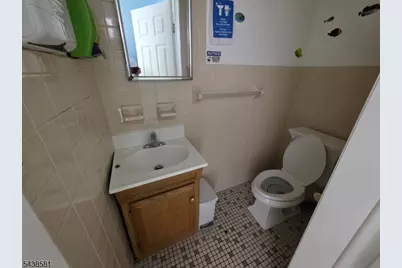 348 Clifton Ave, Clifton, NJ 07011 - Photo 7