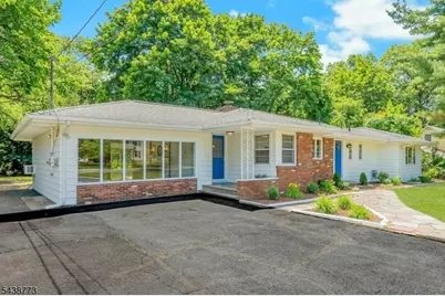 403 W Oakland Ave, Oakland, NJ 07436 - Photo 3
