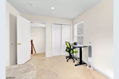 810 Plymouth Rd, North Brunswick Township, NJ 08902 - Photo 39
