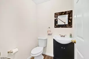 810 Plymouth Rd, North Brunswick Township, NJ 08902 - Photo 27