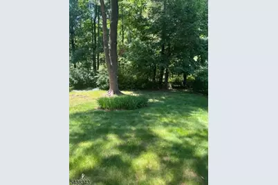 54 Oak Crest Rd, West Orange Township, NJ 07052 - Photo 3