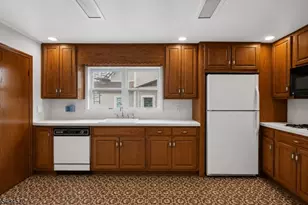 704 Parker St, Newark, NJ 07104 - Photo 13
