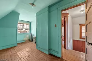 704 Parker St, Newark, NJ 07104 - Photo 35