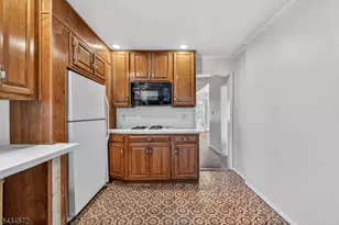 704 Parker St, Newark, NJ 07104 - Photo 17