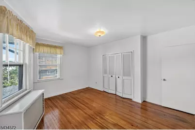 704 Parker St, Newark, NJ 07104 - Photo 19