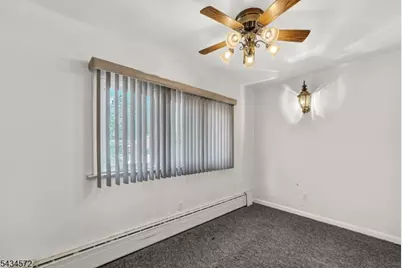 704 Parker St, Newark, NJ 07104 - Photo 31
