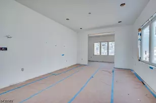 54 Nevsky St, Edison Twp., NJ 08820 - Photo 13