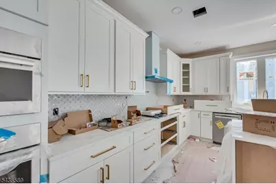 54 Nevsky St, Edison Twp., NJ 08820 - Photo 31
