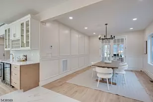 54 Nevsky St, Edison Twp., NJ 08820 - Photo 27