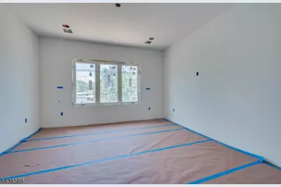 54 Nevsky St, Edison Twp., NJ 08820 - Photo 27