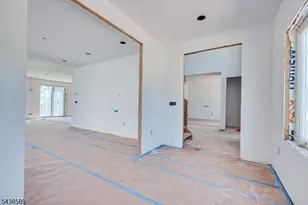 54 Nevsky St, Edison Twp., NJ 08820 - Photo 11