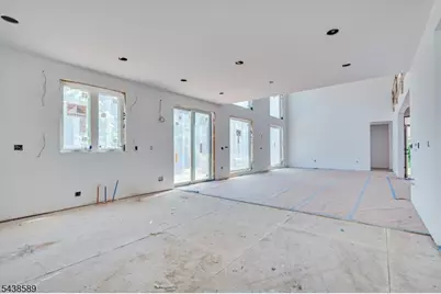 54 Nevsky St, Edison Twp., NJ 08820 - Photo 17