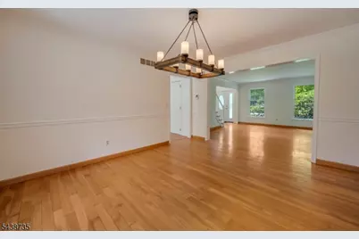 8 Glen Eagles Rd, Washington Township, NJ 07882 - Photo 5