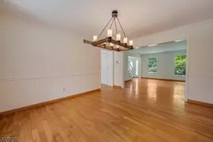 8 Glen Eagles Rd, Washington Township, NJ 07882 - Photo 5