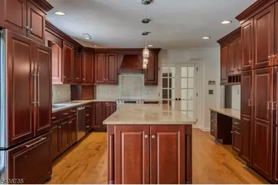 8 Glen Eagles Rd, Washington Township, NJ 07882 - Photo 9