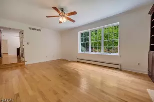 8 Glen Eagles Rd, Washington Township, NJ 07882 - Photo 11
