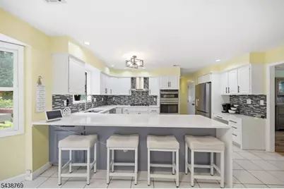 11 Anthony Ave, Edison Twp., NJ 08820 - Photo 11