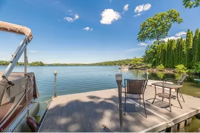 2070 Lakeside Dr W, Vernon, NJ 07422 - Photo 29