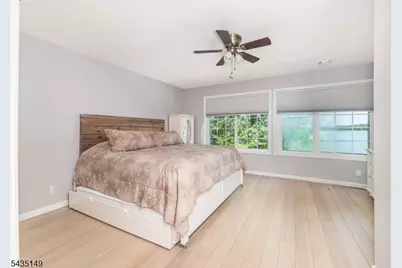 2070 Lakeside Dr W, Vernon, NJ 07422 - Photo 19