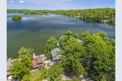 2070 Lakeside Dr W, Vernon, NJ 07422 - Photo 35