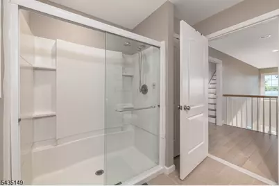 2070 Lakeside Dr W, Vernon, NJ 07422 - Photo 25