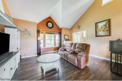 6 Snead Ct, Mount Olive, NJ 07836 - Photo 9