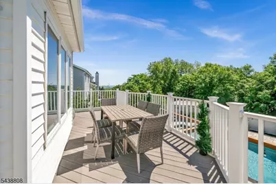 22 Fox Boro Rd, Wayne, NJ 07470 - Photo 23
